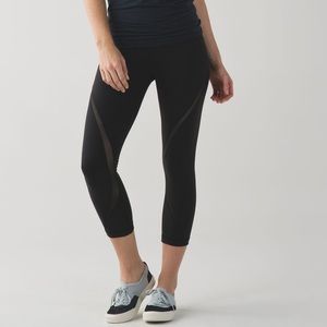 Lululemon Free Flow Crop Leggings